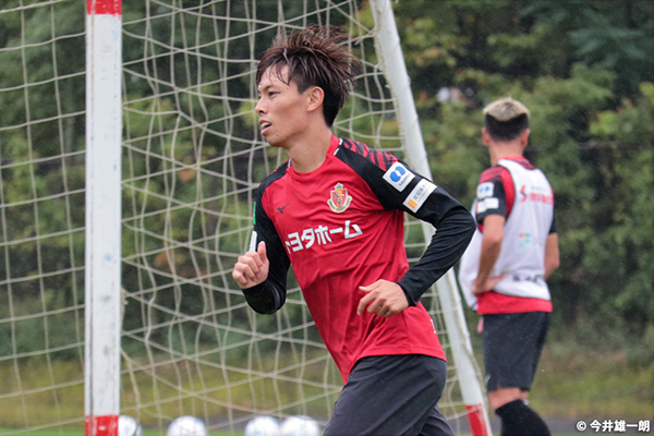 【取材ノート：名古屋】名古屋グランパス四季折々：クオリティを高め続ける内田宅哉。変幻自在、柔軟性に富んだそのパフォーマンスにさらなる評価を