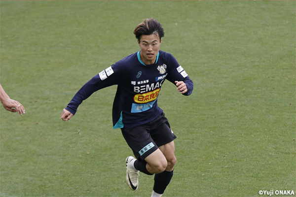 【取材ノート：今治】首位相手に「善戦」止まりでは、何も満足できない。高みを目指す弓場堅真が、ここからチームを勢いづける