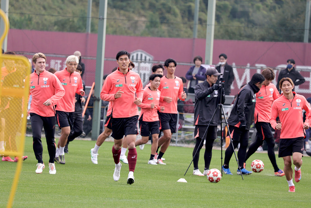 【取材ノート：神戸】「タイトルに飢えている」（吉田監督）。 この言葉で見え方が一変した公開練習。