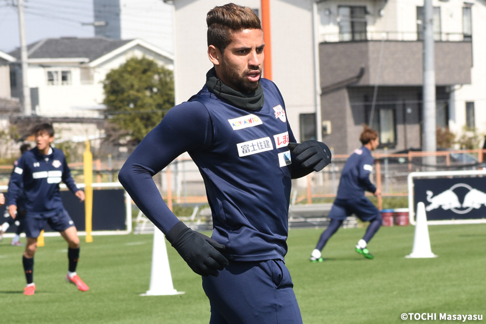 【取材ノート：大宮】カピタン帰還。ガブリエウ、気迫あふれる復帰戦<br />
