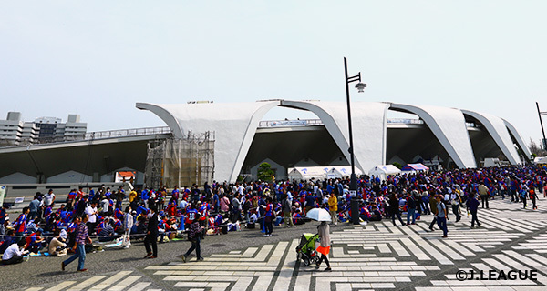 アクセス：駒沢オリンピック公園総合運動場陸上競技場