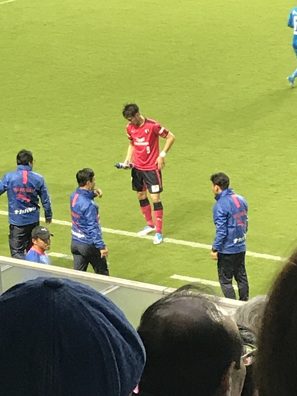 選手と近い！