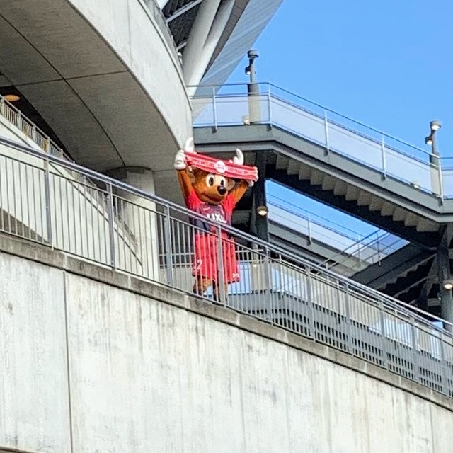 タオマフ掲げて気合の入っているしかおさんのお出迎え　2019.9.14