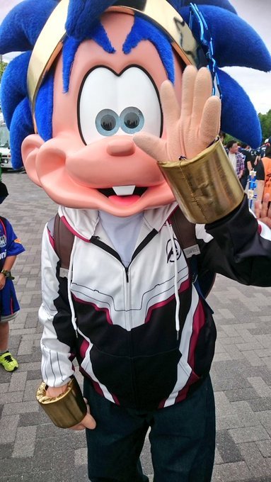 よっ！と颯爽と現れたこの日のボーイ。
カッコイイじゃん！