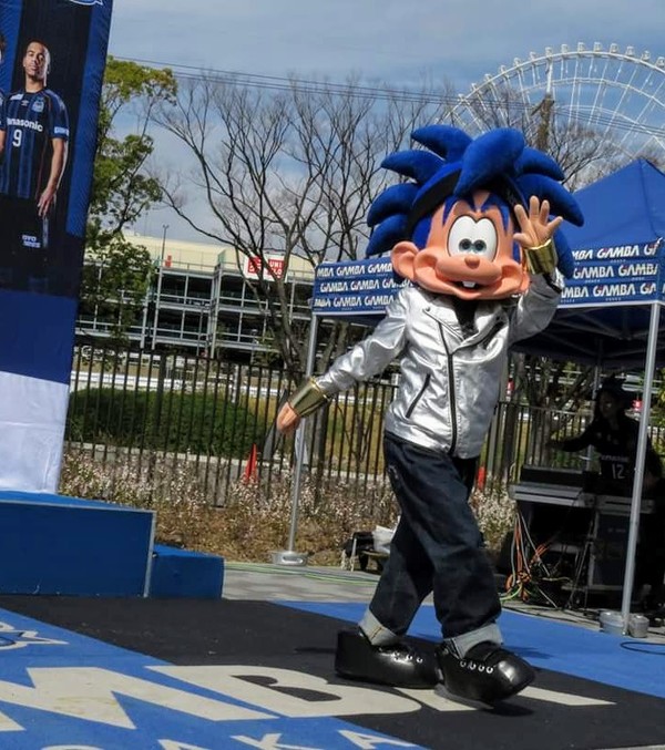 よ！ってな感じですが
これを着こなせるボーイすごくないですか(*^-^*)