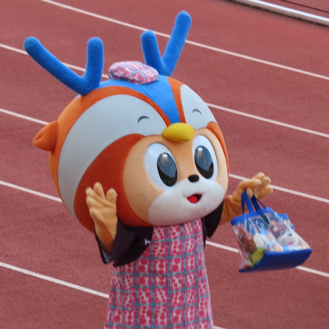 エプロンも似合うヴィヴィくん！