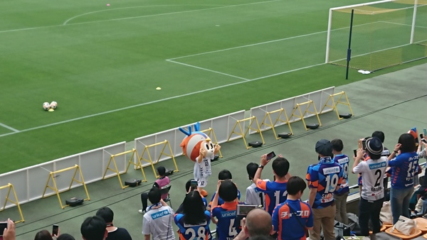 ヴィヴィくんチャント