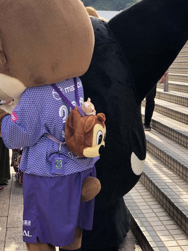 サンチェさんのカバンには好きなものがつまってます