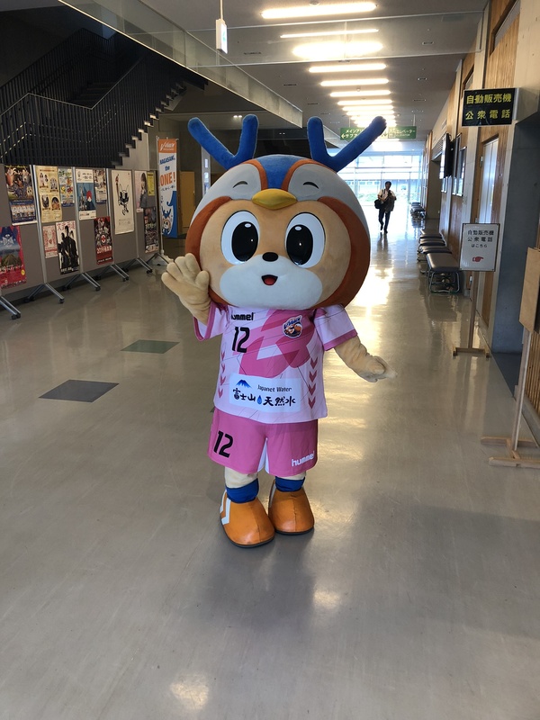 平和ユニヴィヴィくん