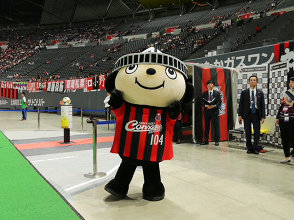 ぶんちゃんがスタンドを盛り上げます