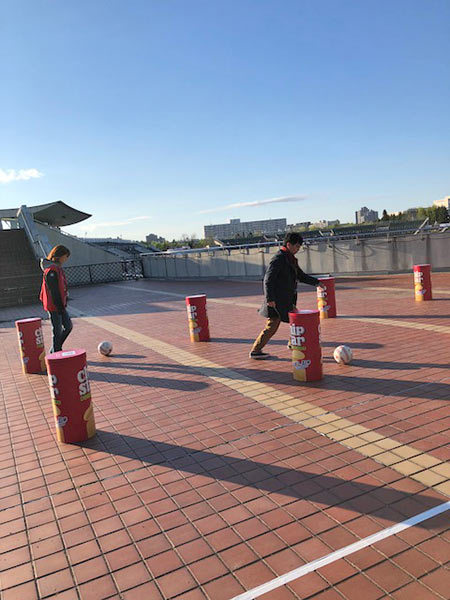 聖地・厚別でも人気のドリブルゲーム