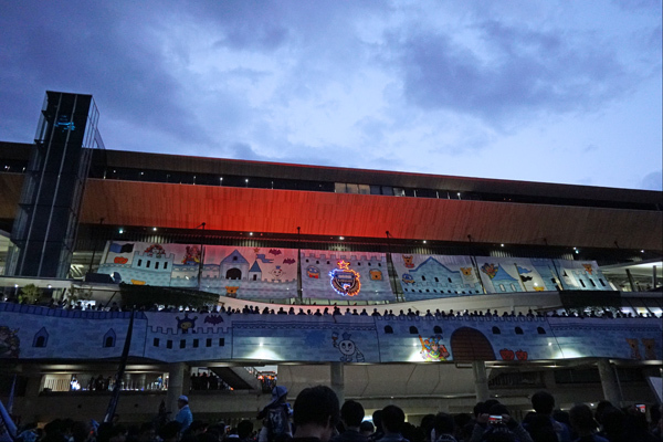 スタジアム一体でハロウィン満載の日に
