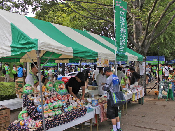 平塚の名産品や特売品を販売中