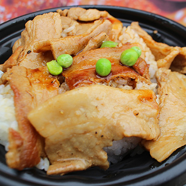 柔らかい豚肉とご飯がマッチした「帯広豚丼」