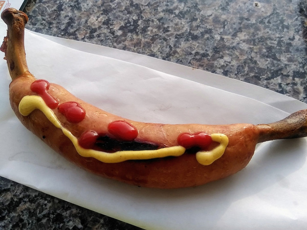 お肉を食べてサッカー応援へのエネルギーに！