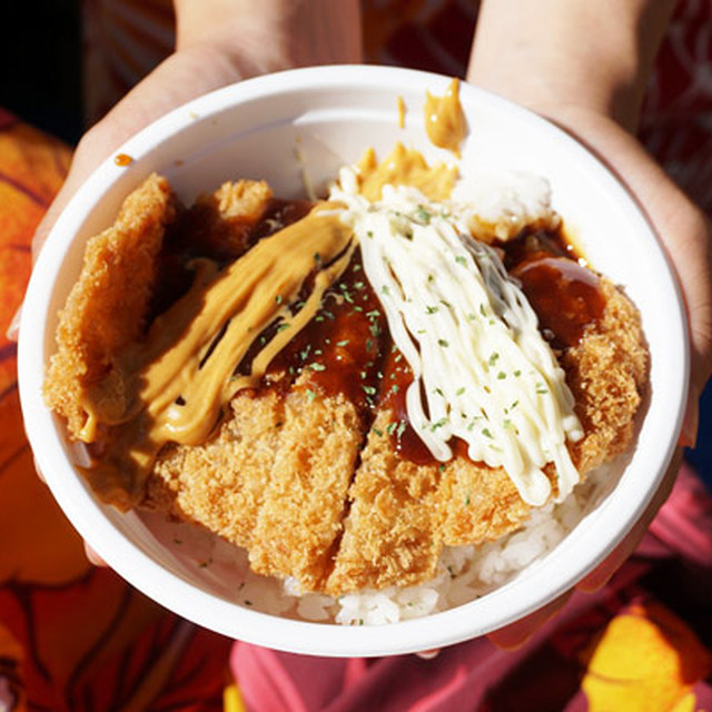 レノファ勝！丼を食べて、今日も勝つどん！？