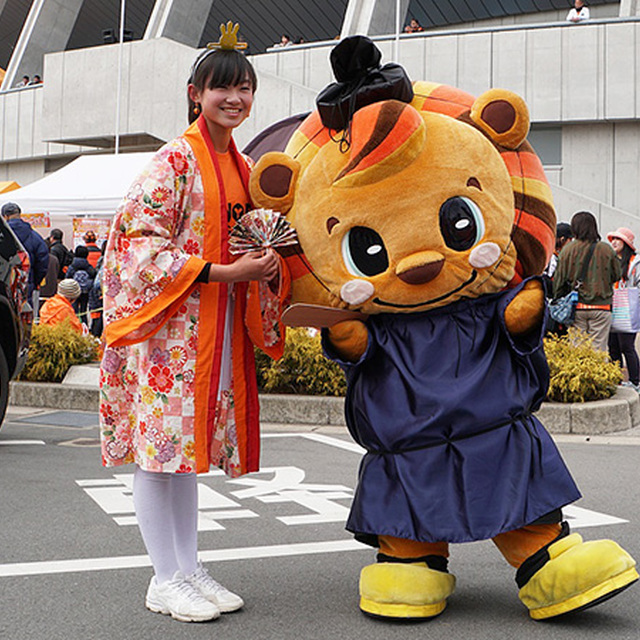 お内裏様姿のレノ丸