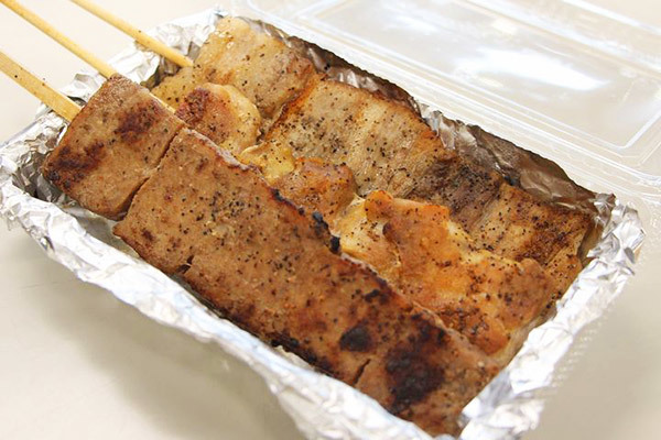 「焼き鳥名人」の焼き鳥3本セット