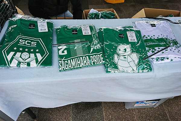 スタジアム観戦にぴったりのTシャツ