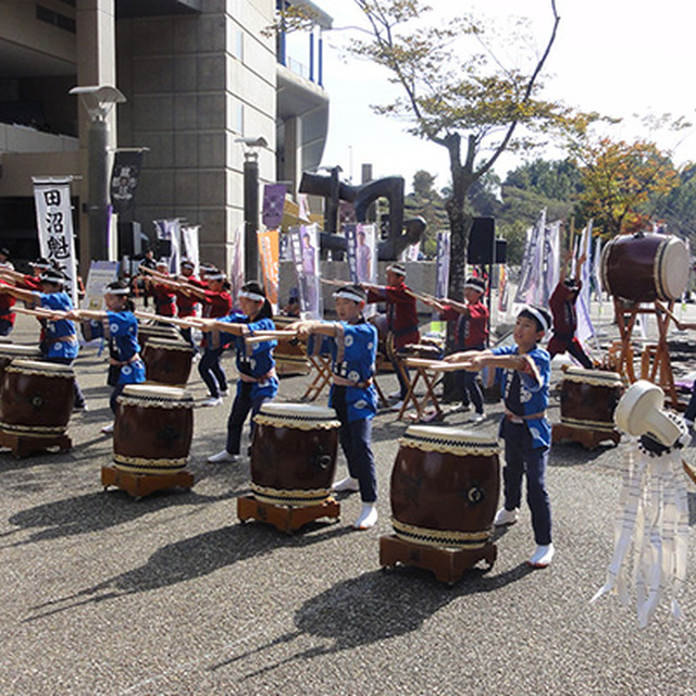 「田沼魁太鼓育成会」が和太鼓を演奏！