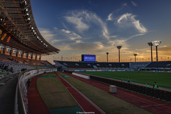 試合後のスタジアム情景