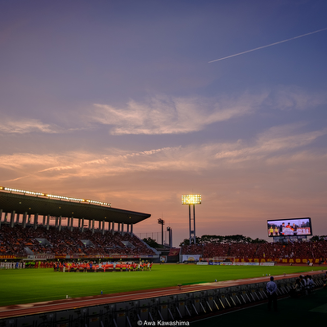 キックオフ直前のスタジアム