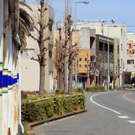 鳴門駅からポカリスエットスタジアムへ向かう道中にはヴォルティスカラーのワンポイントが随所にちりばめられています。
距離の似たルートが複数あるので色々と試してみてください。