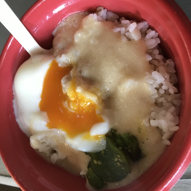 いばらき物産展
麦とろ丼 温玉つき