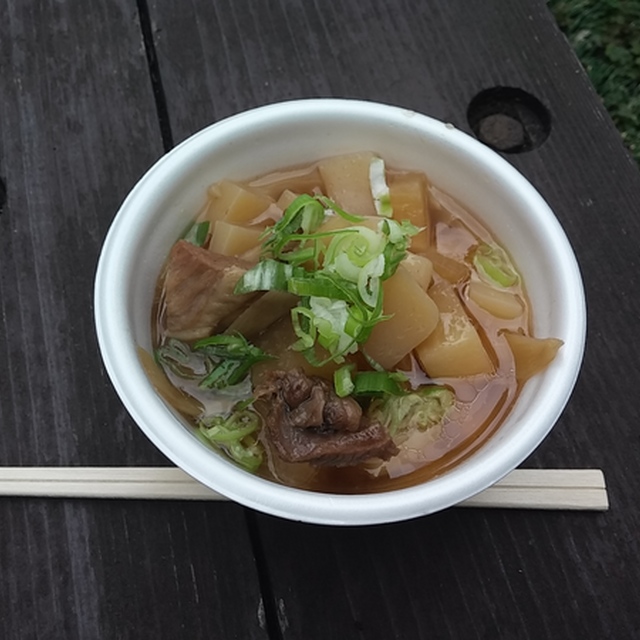 晩日野　牛すじ煮込み