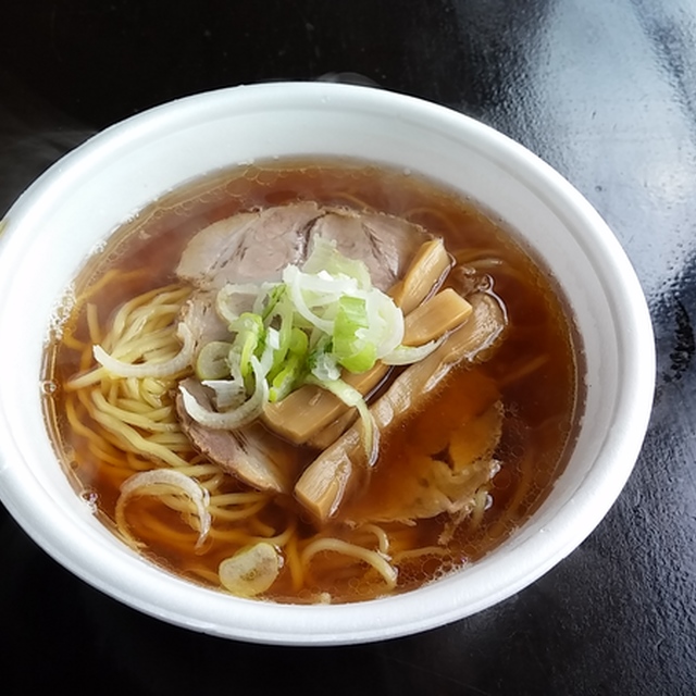 由利屋　醤油ラーメン