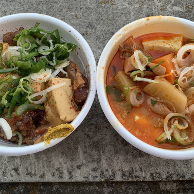 居酒屋ドリームのハラミメシと赤モツ煮