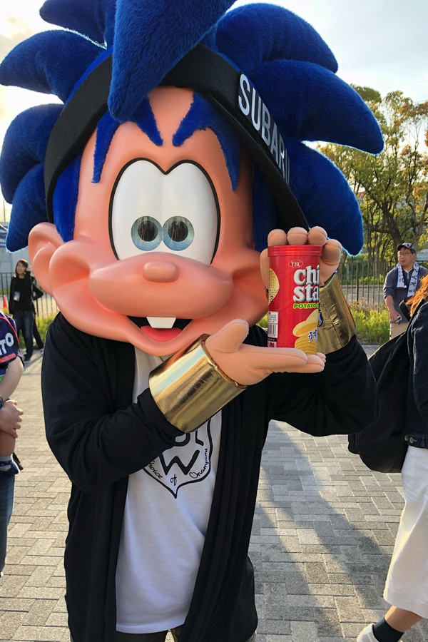 差し入れもらったらすぐポーズしてくれるファンサはさすが！