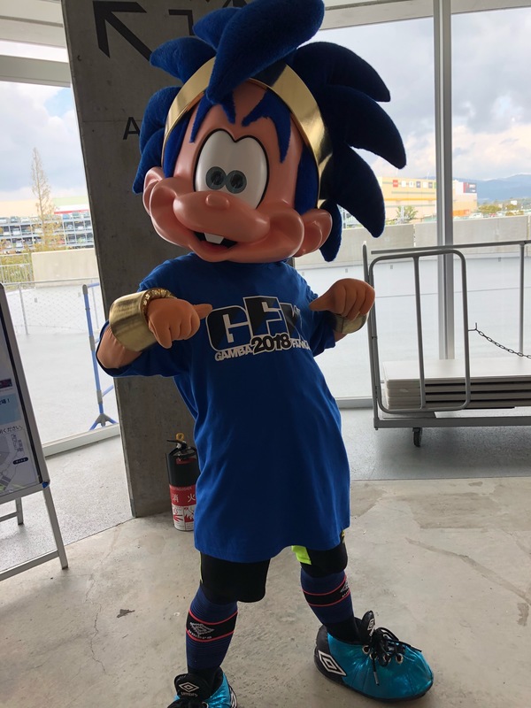 ファン感にて
ファン感Tシャツ似合ってるやろ！