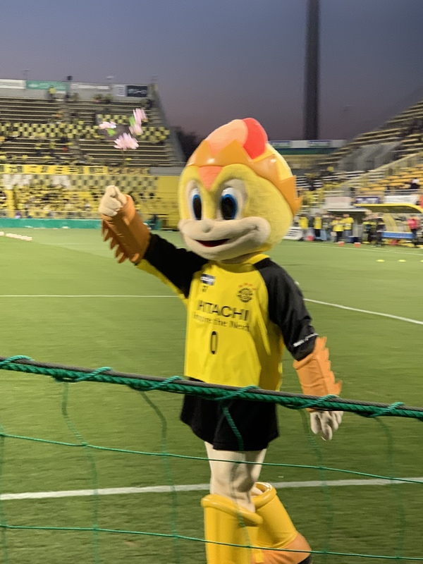 アウェイゴル裏に来てくれたレイくん。ありがとう