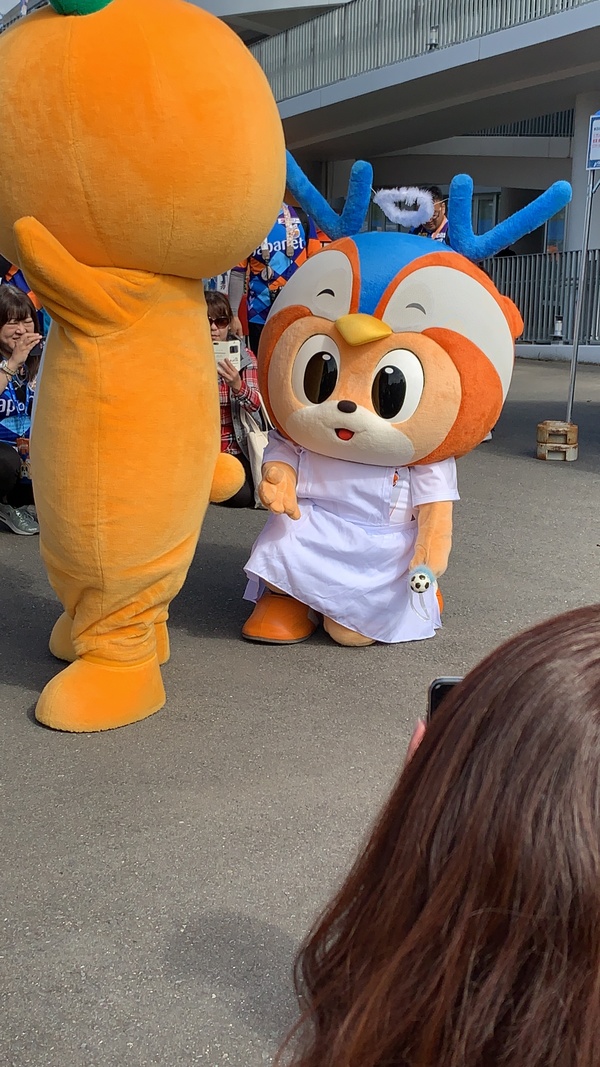 しっぽが気になるヴィヴィくん