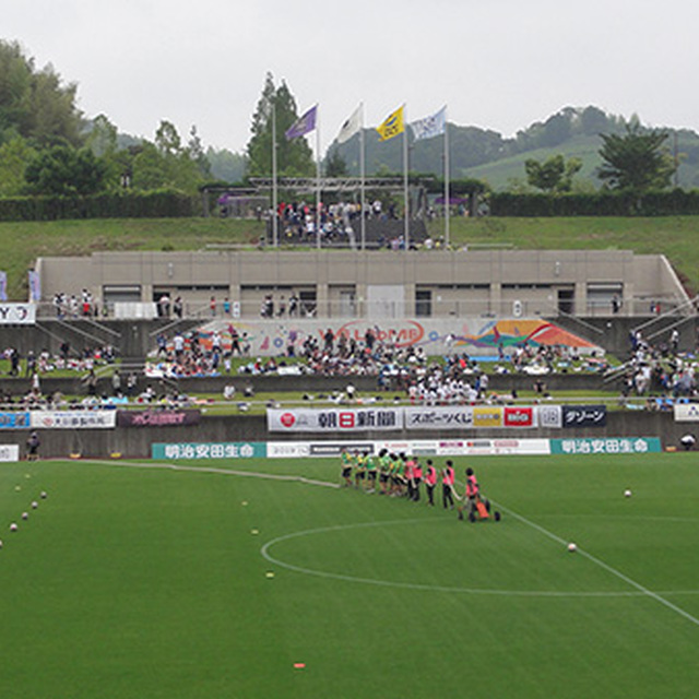 静岡県中西部のサッカー少年たちが一斉観戦！