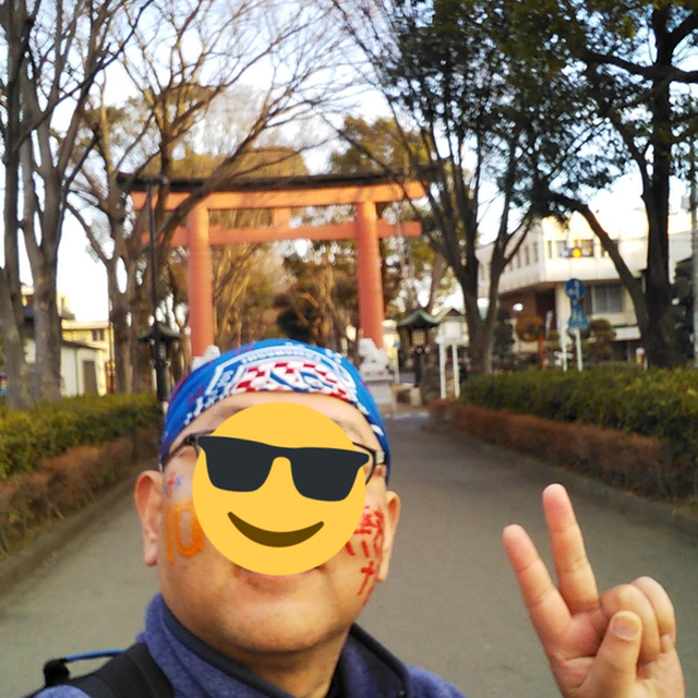 氷川神社の参道で身を引き締めます！